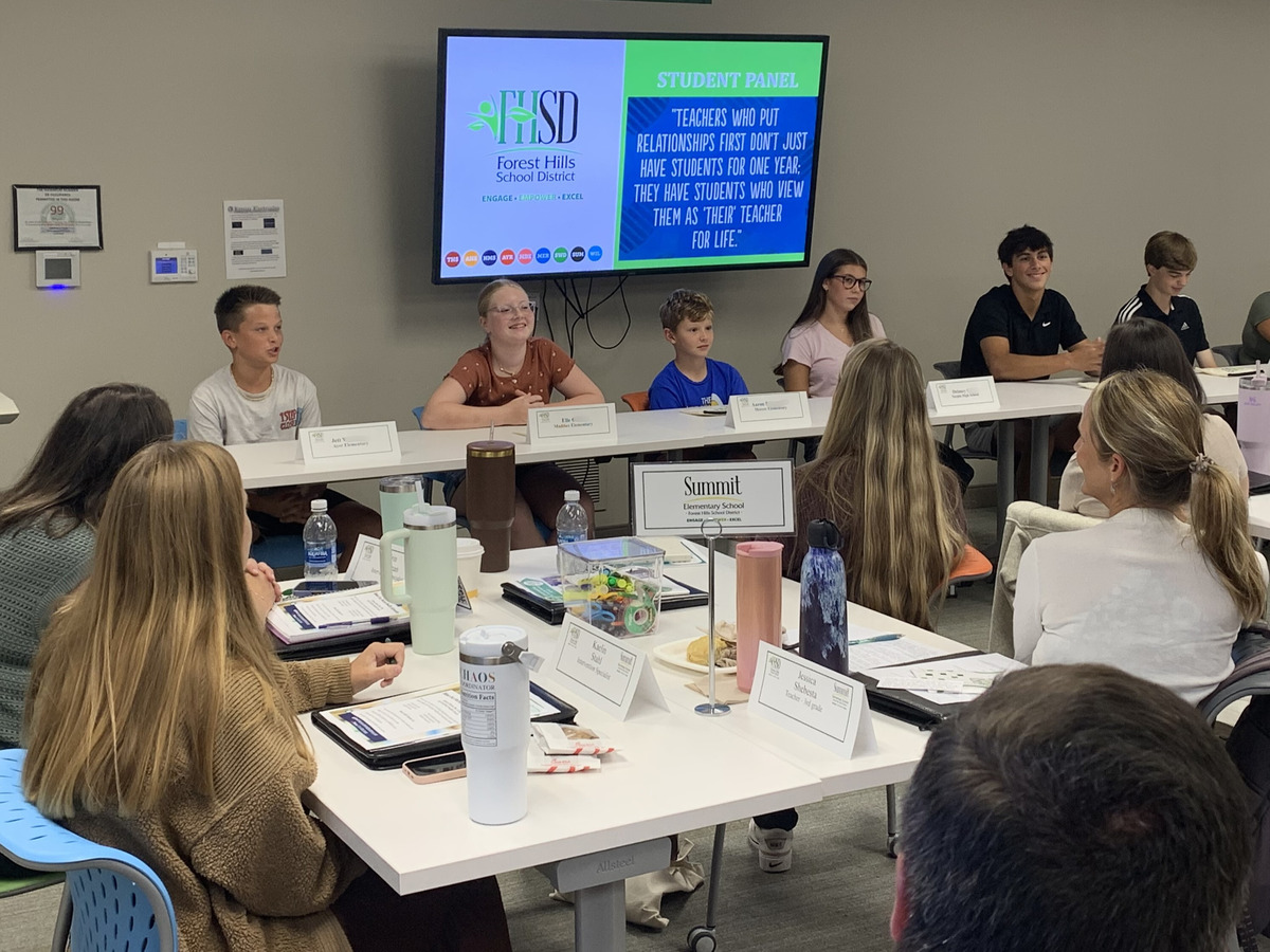 current FHSD students participate in a student panel for new teachers